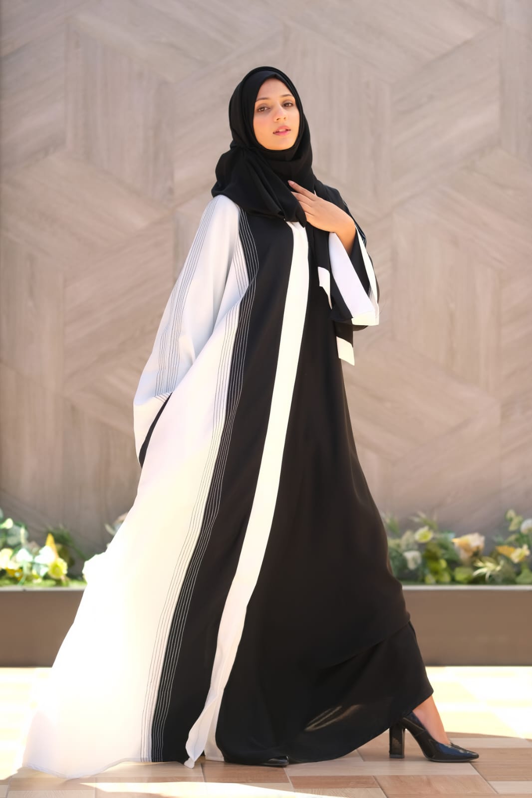 Moonlit Threads Abaya